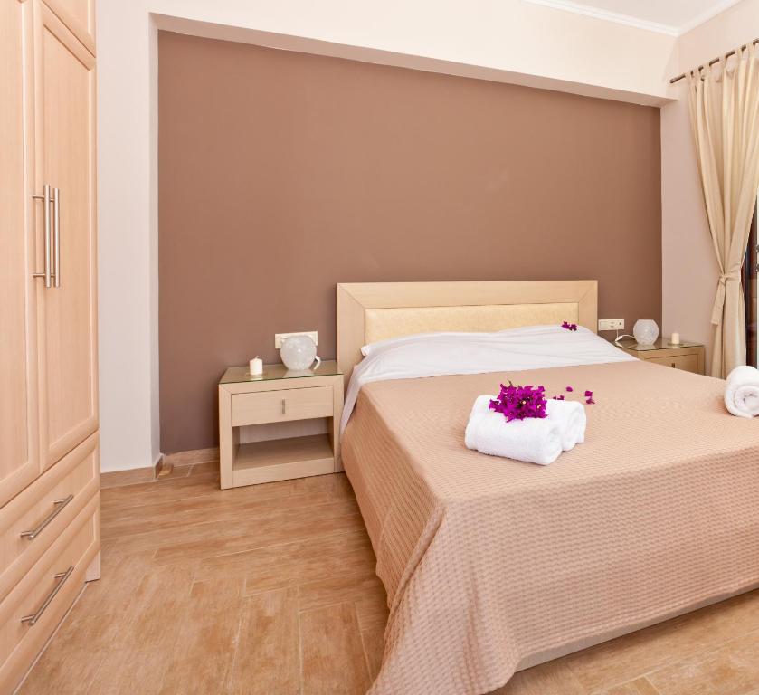 Cameră dublă Deluxe cu două balcoane și vedere la munte - Calm View Boutique Hotel